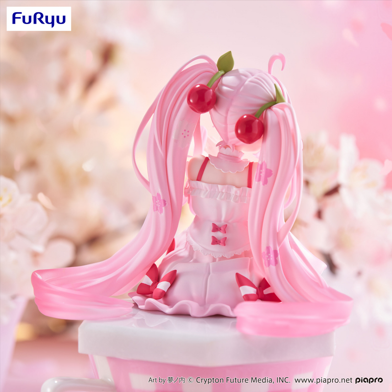 FuRyu Noodle Stopper Figure - Hatsune Miku - Sakura Miku 2025