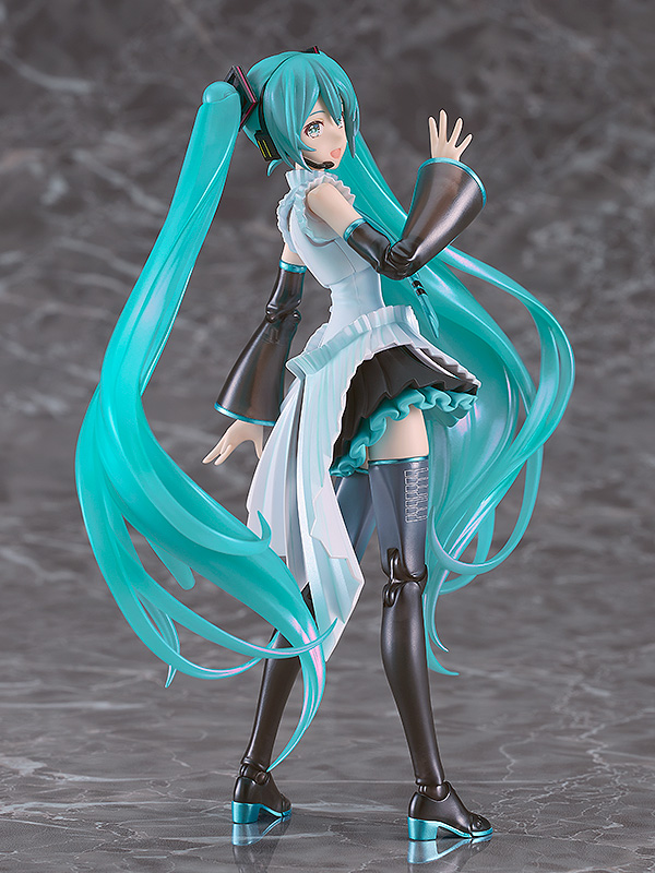 Max Factory PLAMATEA Hatsune Miku Happy 16th Birthday Ver. (Character Vocal Series 01 Hatsune Miku)