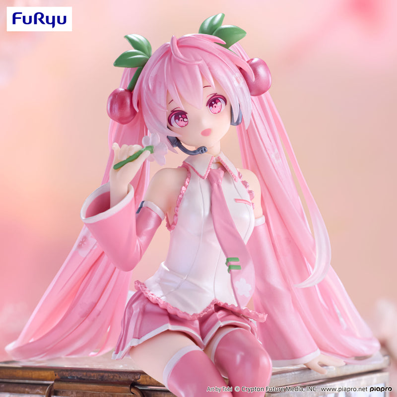 FuRyu Noodle Stopper Figure - Hatsune Miku - Sakura Miku 2024 Peral Color Ver.