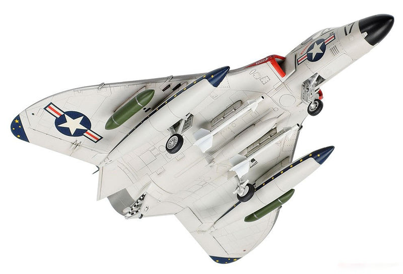 1/72 Douglas F4D-1 SKYRAY (Tamiya War Bird Collection No.41)
