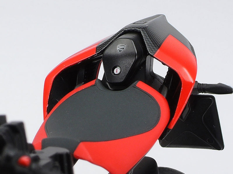 1/12 Ducati Superleggera V4 (Tamiya Motorcycle Series 140)