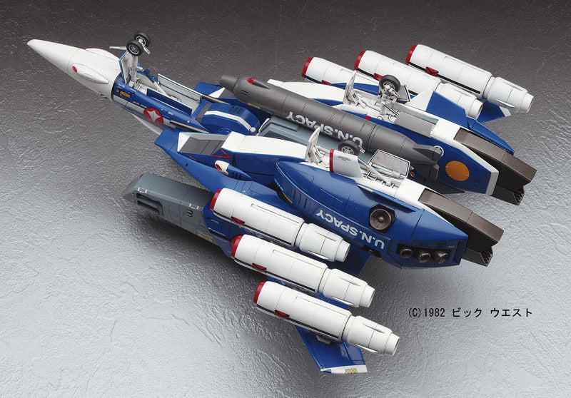 Macross 1/48 VF-1J Super Valkyrie "Max/Miria" w/ RMS-1