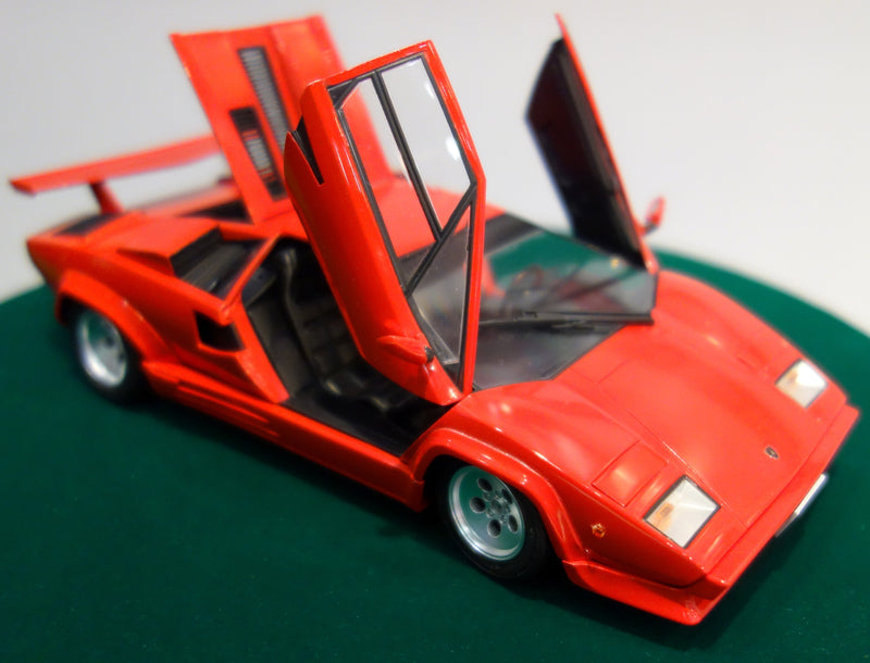 1/24 '88 Lamborghini Countach 5000 Quattrovalvole Injection Ver. (w/ Photo-Etched Parts and Metal Stickers)