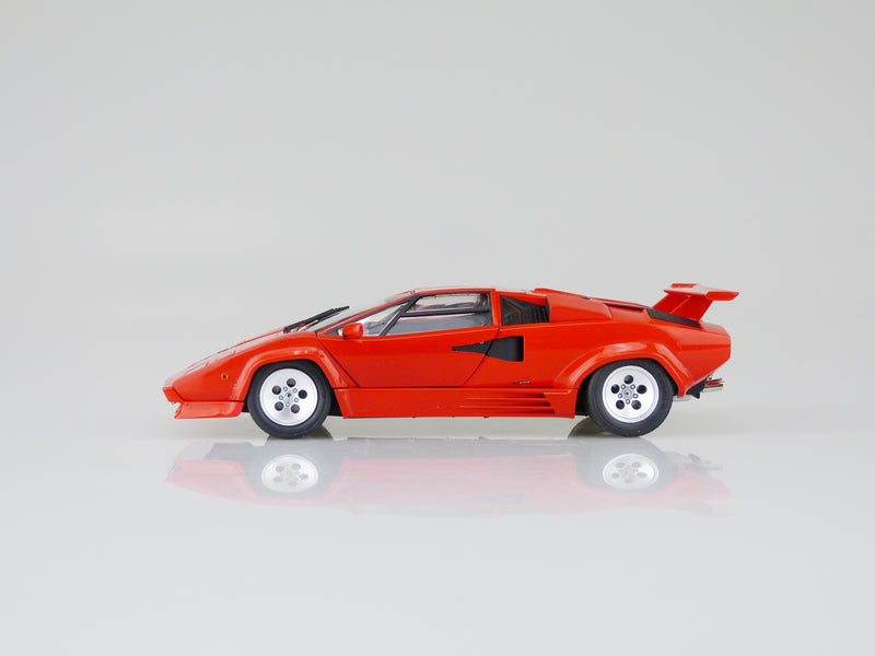 1/24 '88 Lamborghini Countach 5000 Quattrovalvole Injection Ver. (w/ Photo-Etched Parts and Metal Stickers)