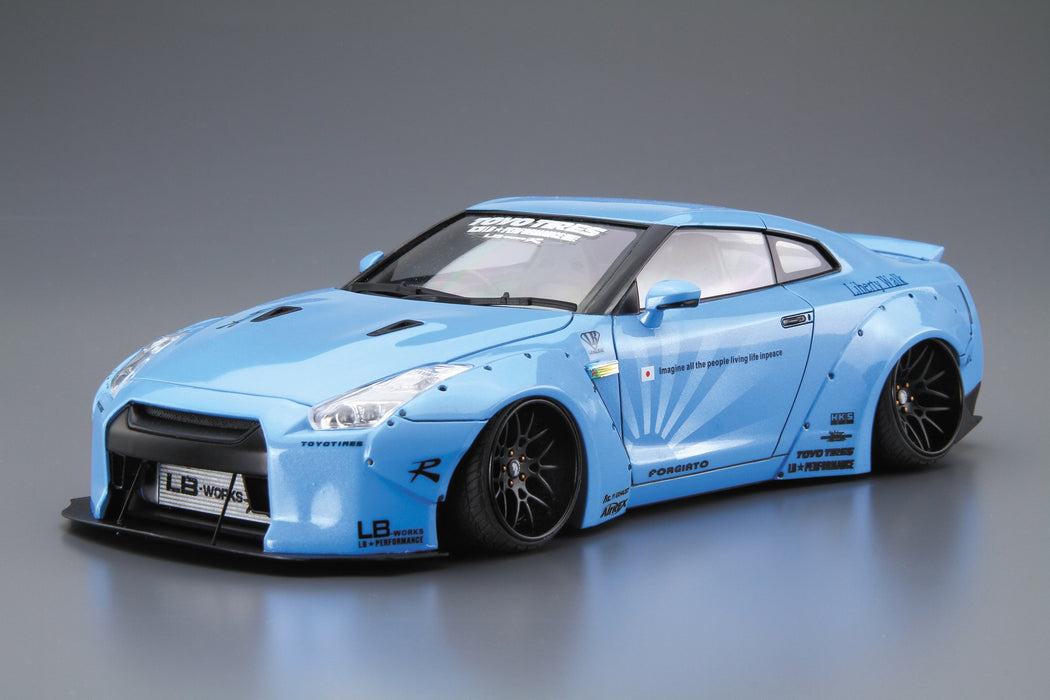 1/24 Nissan LB-Works R35 GT-R Ver.1 (Aoshima Liberty Walk Series 09)