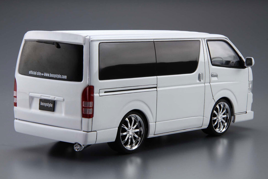 1/24 Toyota Boxystyle TRH200V Hiace Super GL '10 (Aoshima The Tuned Car Series No.03)