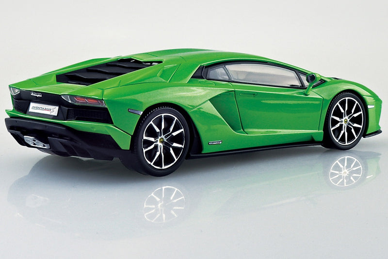 1/32 Lamborghini Aventador S (Pearl Green) (Aoshima The Snap Kit Series No.12D)