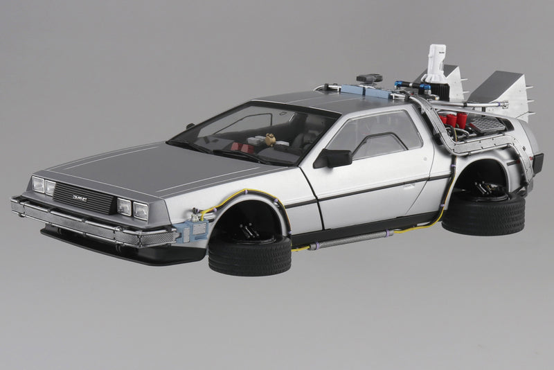 Back to the Future Part II 1/24 Time Machine (New Version)