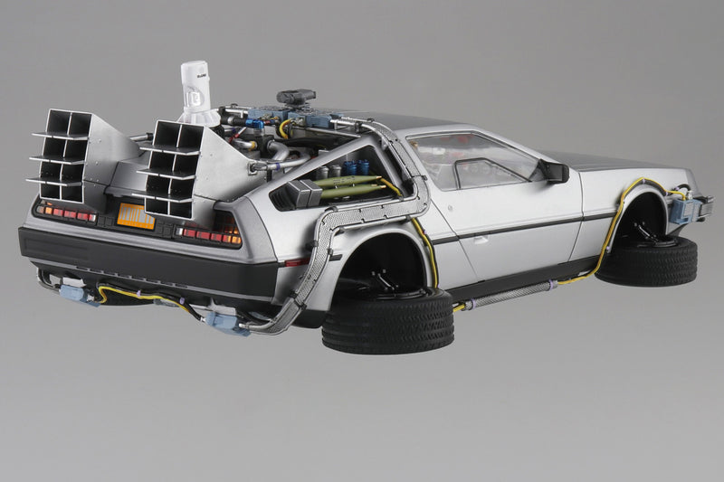 Back to the Future Part II 1/24 Time Machine (New Version)