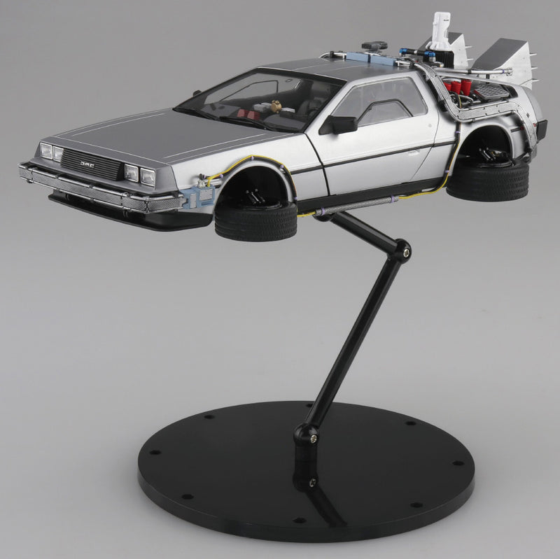 Back to the Future Part II 1/24 Time Machine (New Version)