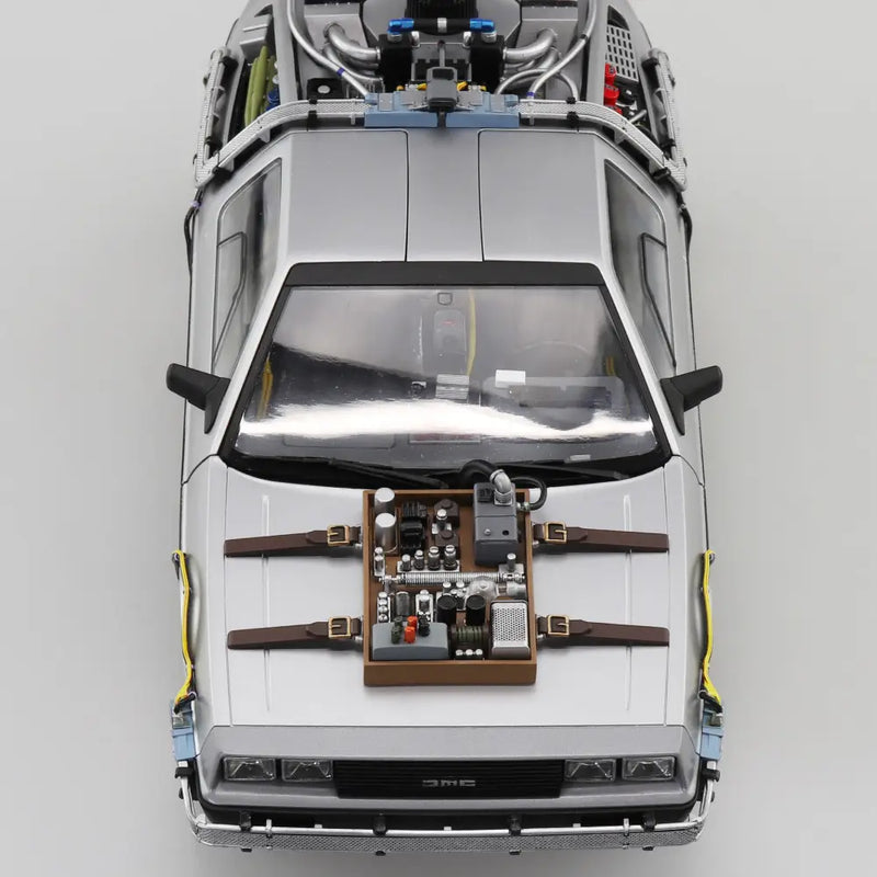 Back to the Future Part III 1/24 Time Machine