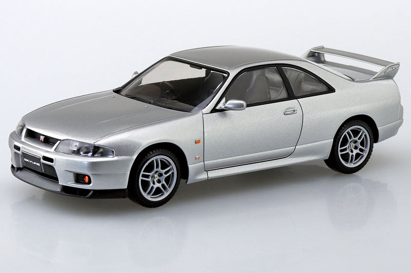 1/32 Nissan R33 Skyline GT-R (Sonic Silver) (Aoshima The Snap Kit Series No.15D)