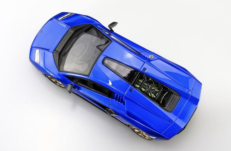 1/32 Lamborghini Countach LPI 800-4 (Metallic Blue) (Aoshima The Snap Kit Series No.19F)