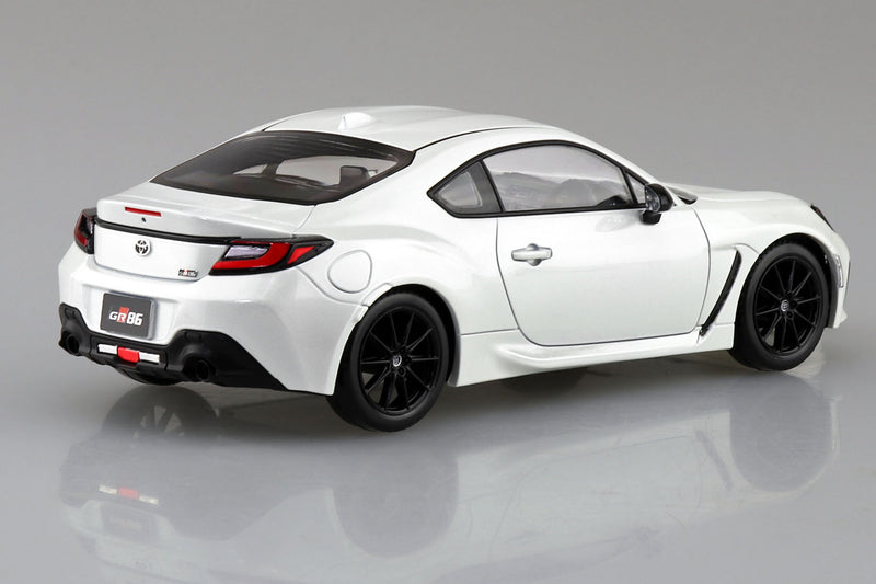 1/32 Toyota GR 86 2021 (Crystal White Peral) (Aoshima The Snap Kit Series No.10-CW)
