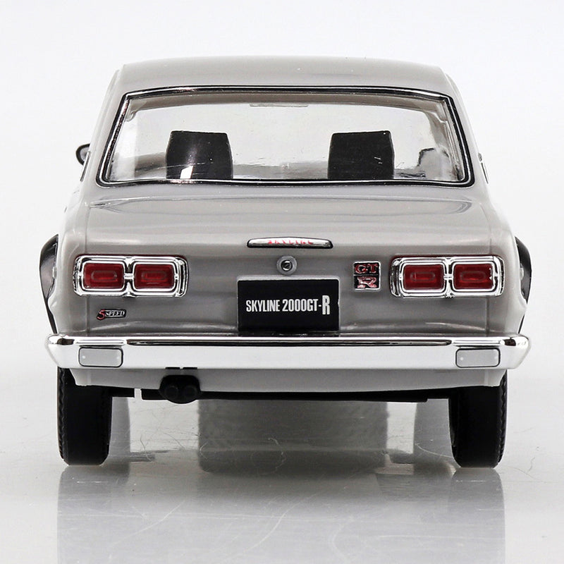 1/32 Nissan Skyline 2000 GT-R (Silver) (Aoshima The Snap Kit Series No.16-SV)