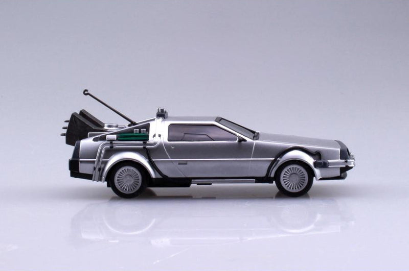 Back to the Future Part I Pull-Back 1/43 DeLorean Time Machine