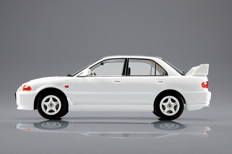 1/24 Mitsubishi CE9A LANCER GSR EvolutionⅢ 1995 Scotia White (Aoshima 1/24 SNAPCAR No.04-SW)