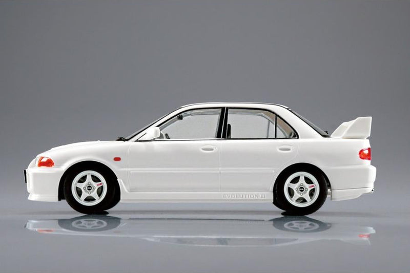 1/24 Mitsubishi CE9A LANCER GSR EvolutionⅢ 1995 Scotia White (Aoshima 1/24 SNAPCAR No.04-SW)