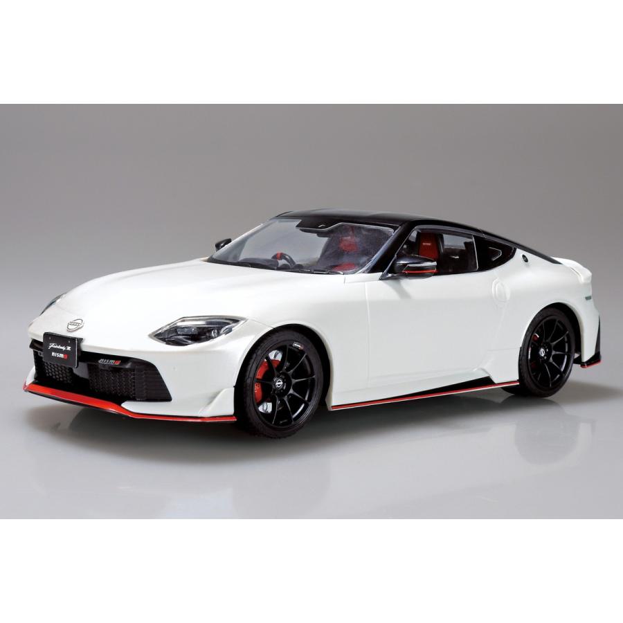 1/24 Nissan RZ34 Fairlady Z Nismo 2024 Prism White (Aoshima 1/24