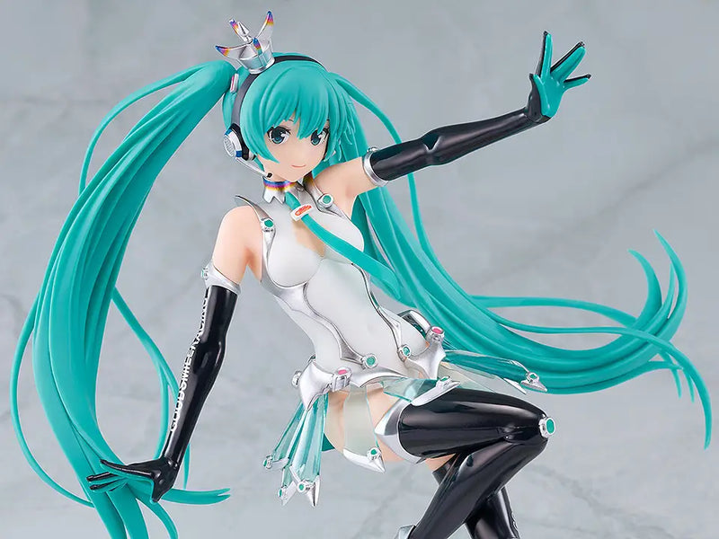 Good Smile Company Reincarnation 1/8 Hatsune Miku GT Project - Racing Miku 2013 Ver.
