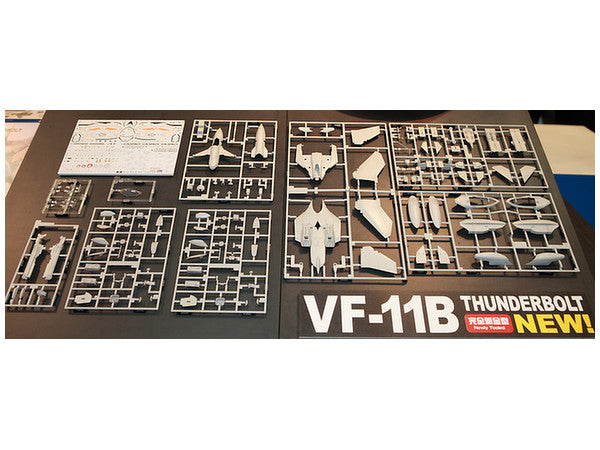Macross Plus 1/72 VF-11B Thunderbolt
