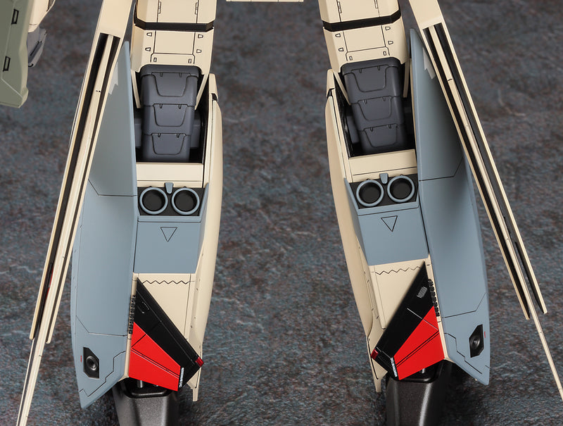 Macross Plus 1/72 YF-19 Battroid