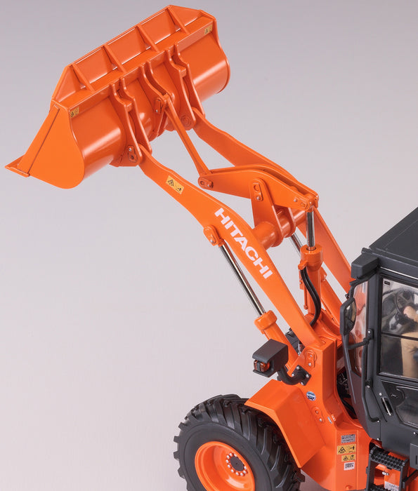 1/35 Hitachi Construction Machinery Wheel Loader ZW100-6