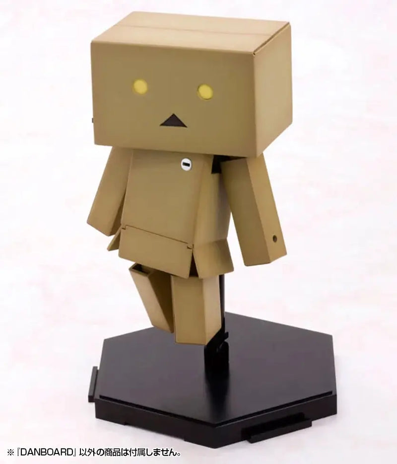 Yotsubato Non-scale Danboard Plastic Model Kit