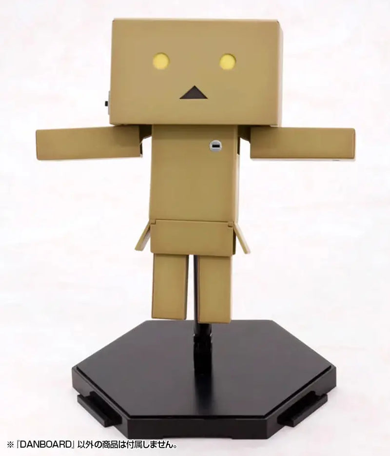 Yotsubato Non-scale Danboard Plastic Model Kit