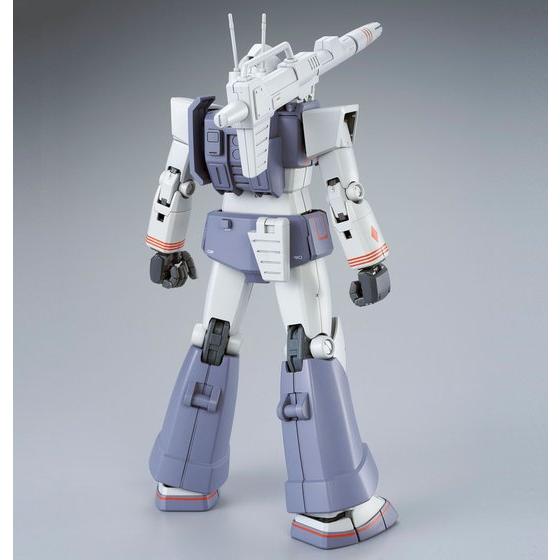 Premium Bandai Master Grade (MG) 1/100 RGC-80 GM Cannon (North American Front)