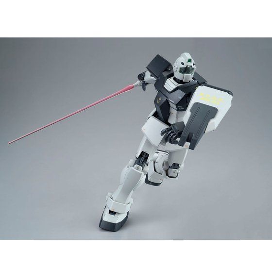 Premium Bandai Master Grade (MG) 1/100 RGM-79 GM (White Dingo Team Custom)