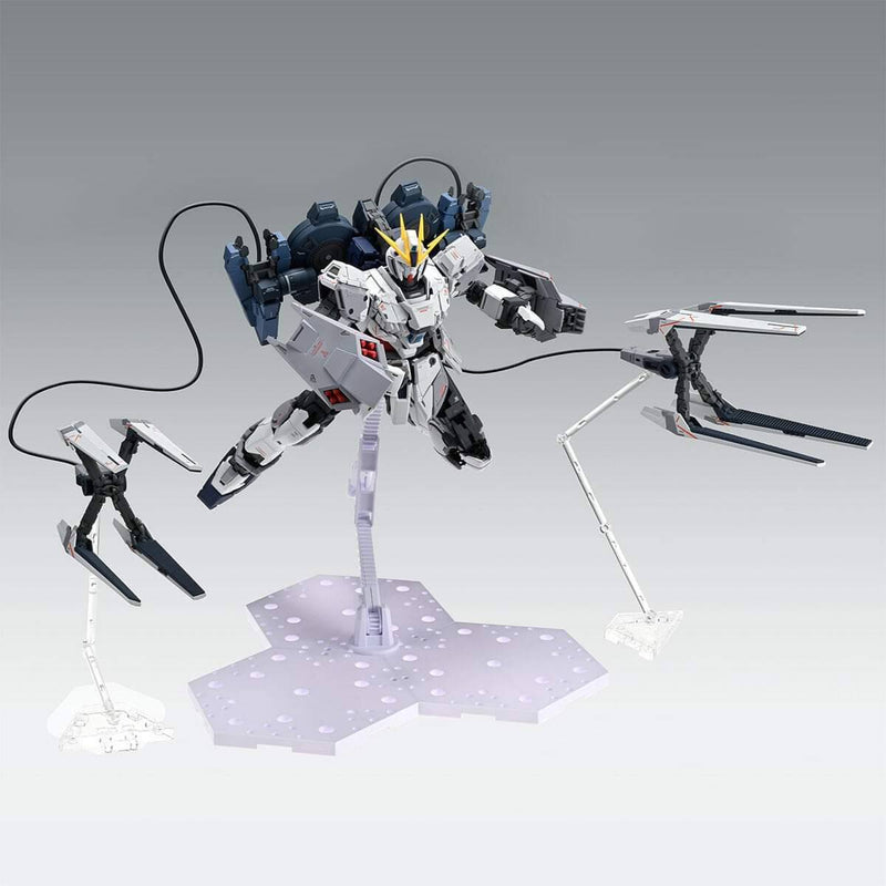 Premium Bandai Master Grade (MG) 1/100 RX-9/B Narrative Gundam B-Packs Ver.Ka