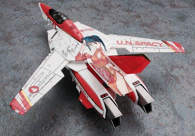 Macross 1/72 VF-1A Valkyrie (Minmay 2009 Special)