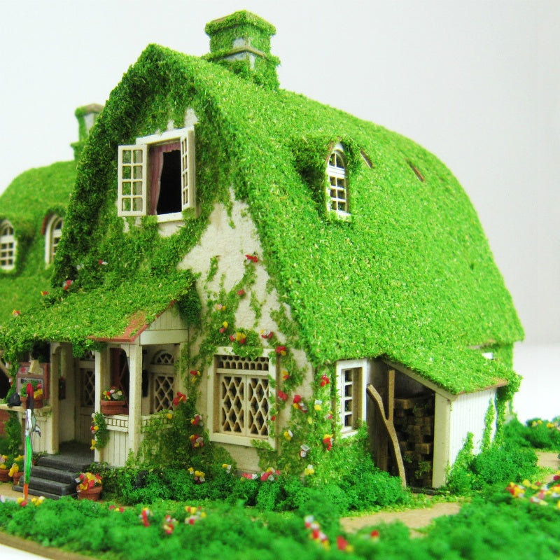 Sankei 1/150 Miniature Art Kit - Studio Ghibli - Kiki & Jiji's House (Okino's House) (Kiki's Delivery Service)