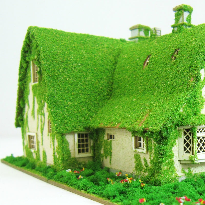 Sankei 1/150 Miniature Art Kit - Studio Ghibli - Kiki & Jiji's House (Okino's House) (Kiki's Delivery Service)