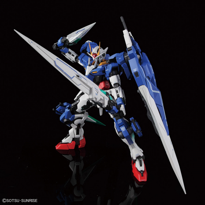 Perfect Grade 1/60 Gundam 00 7 Sword/G