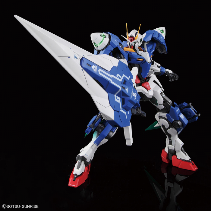 Perfect Grade 1/60 Gundam 00 7 Sword/G