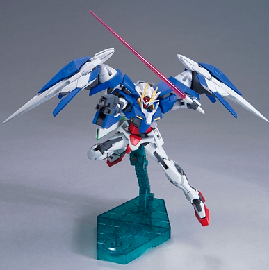 High Grade (HG) Gundam 00 1/144 GN-0000+GNR-010 Gundam 00 Raiser + GN Sword III