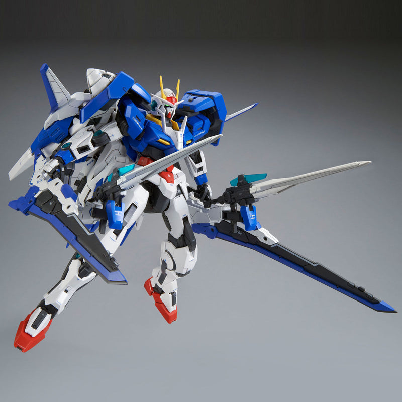 Master Grade (MG) 1/100 GN-0000+GNR-010/XN 00 XN Raiser