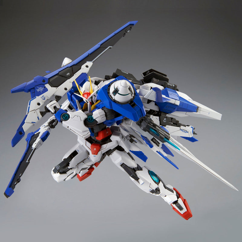 Master Grade (MG) 1/100 GN-0000+GNR-010/XN 00 XN Raiser