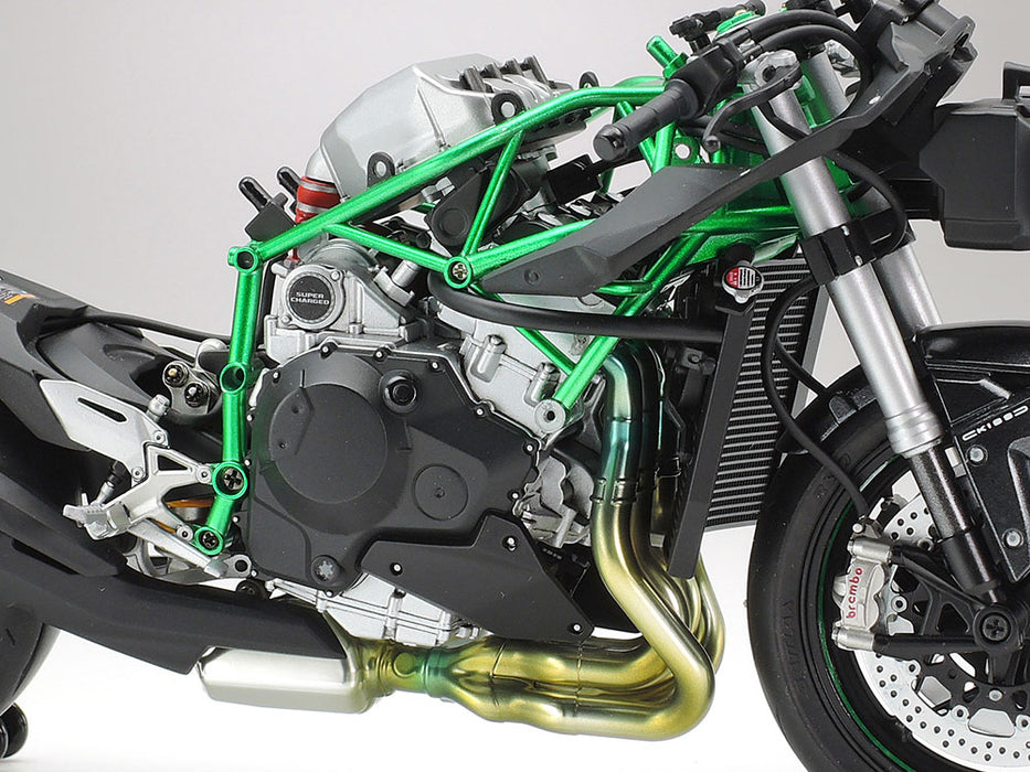 1/12 Kawasaki Ninja H2 Carbon (Tamiya Motor Cycle Series 136)