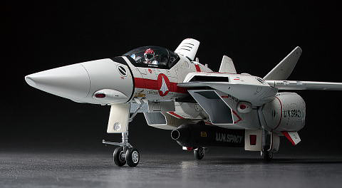 Macross 1/48 VF-1J/A Valkyrie Vermilion Squadron