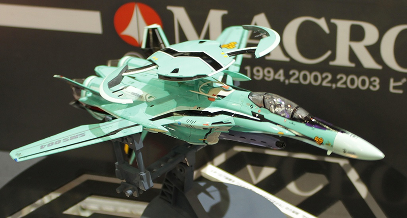 Macross Frontier 1/72 RVF-25 Messiah "Limited Edition"
