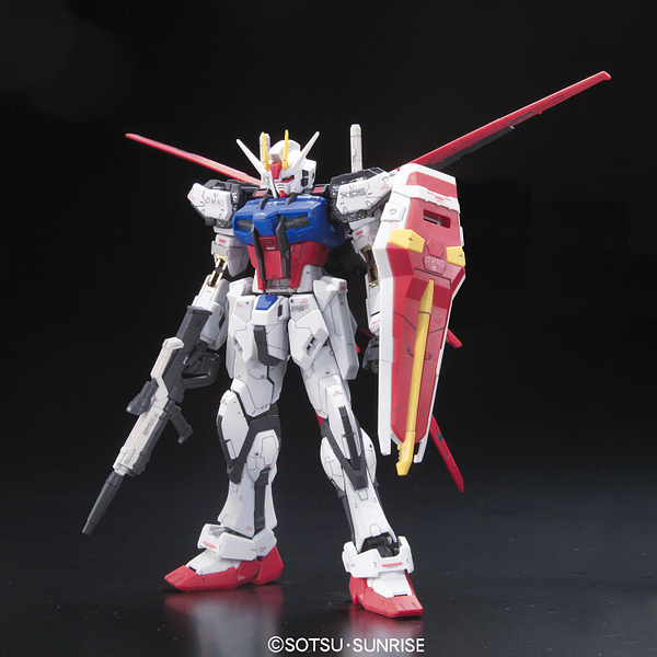 Real Grade (RG) 1/144 GAT-X105 Aile Strike Gundam