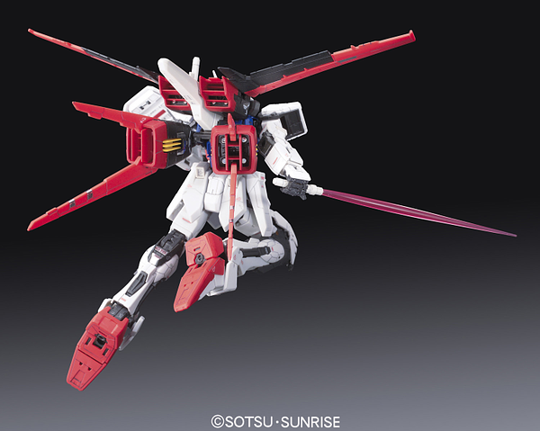 Real Grade (RG) 1/144 GAT-X105 Aile Strike Gundam