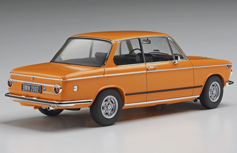 1/24 BMW 2002tii (1971) (Hasegawa Historic Car Series HC23)