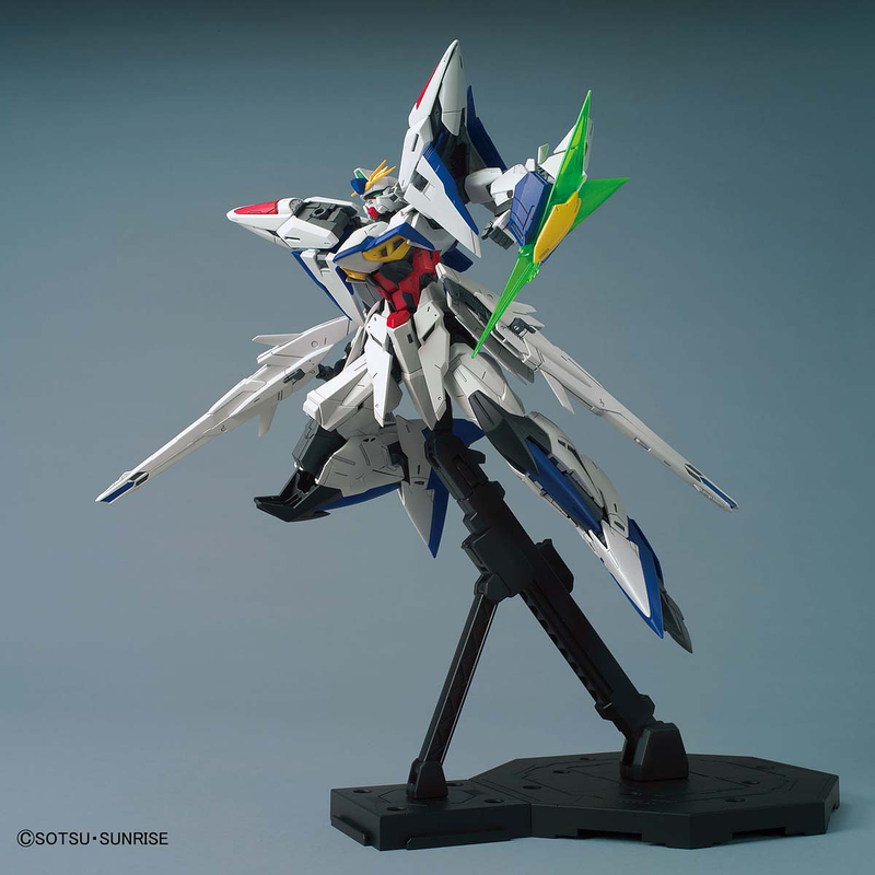 Master Grade (MG) 1/100 MVF-X08 Eclipse Gundam