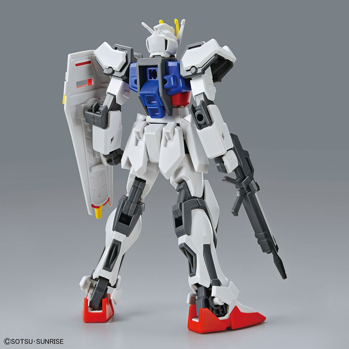 Entry Grade (EG) 1/144 GAT-X105 Strike Gundam