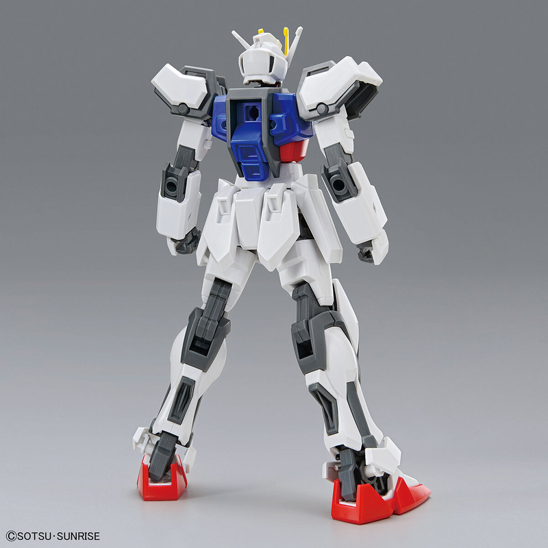 Entry Grade (EG) 1/144 GAT-X105 Strike Gundam