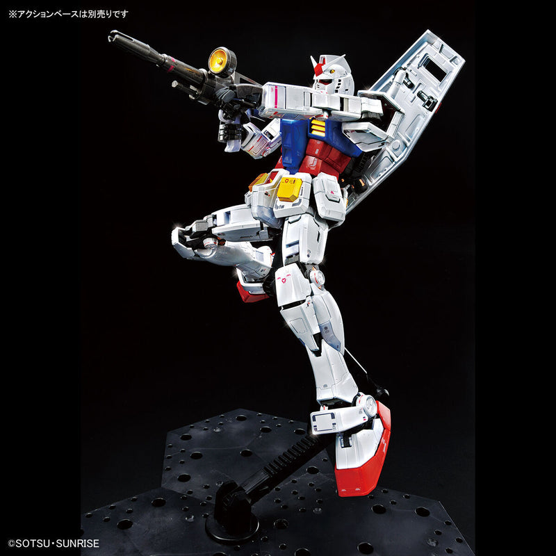 Gundam Base Limited Master Grade (MG) 1/100 RX-78-2 Gundam Ver 3.0 (Titanium Finish)